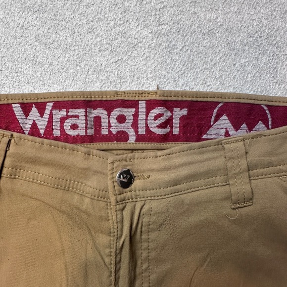 Wrangler Cargo Pants Mens 40x30 Brown ATG Outdoor Stretch Nylon Utility Hiking - Picture 3 of 14